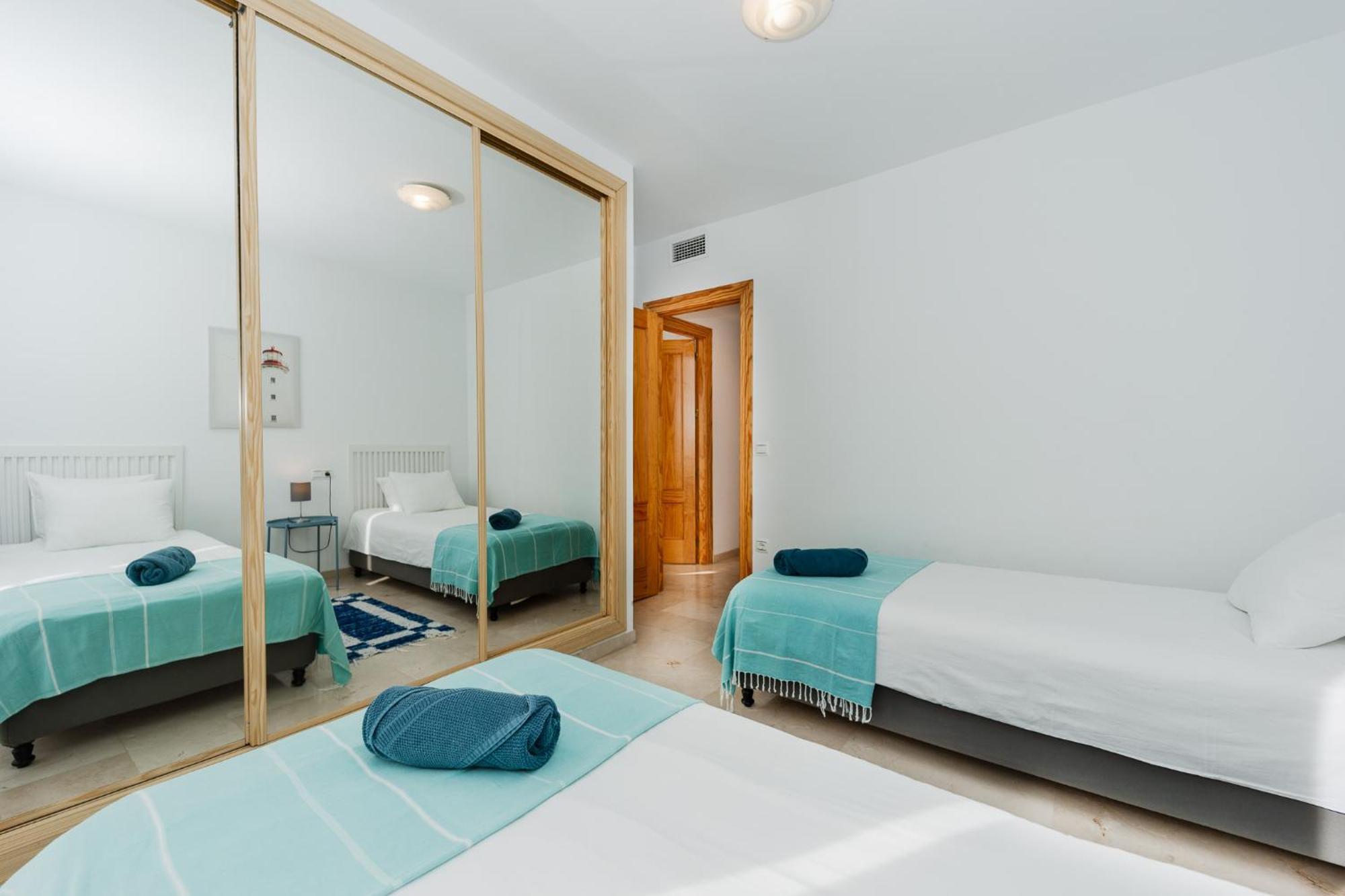 Blue Nautico - Penthouse With Stunning Views Of La Herradura ラ・エラドゥーラ エクステリア 写真