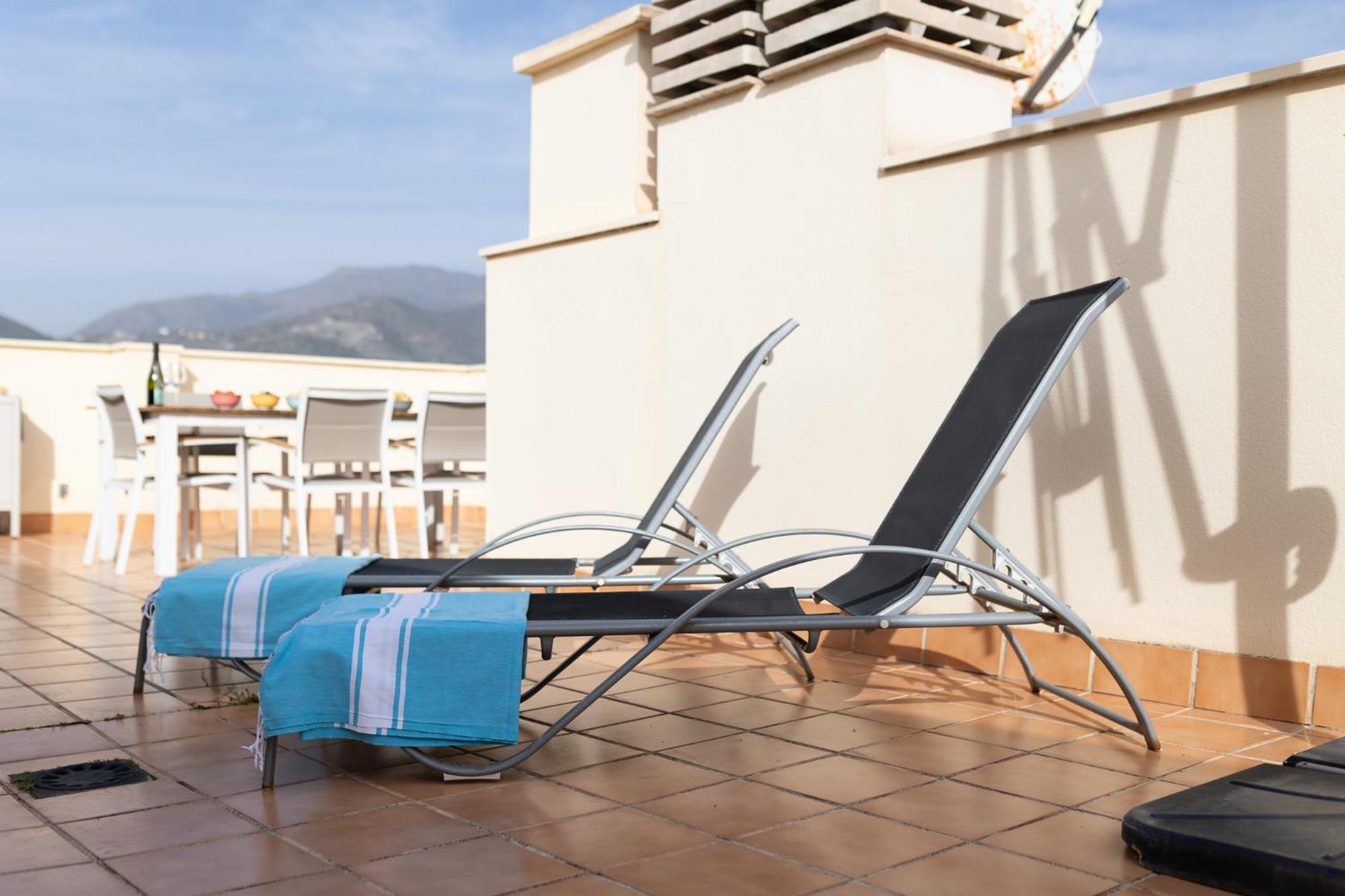 Blue Nautico - Penthouse With Stunning Views Of La Herradura ラ・エラドゥーラ エクステリア 写真